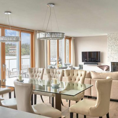 Cotswolds Luxury Holidays - Lechlade Lodge Dining Area